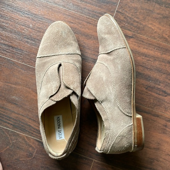 Steve Madden Suede Slip-on Shoes - Picture 2 of 8